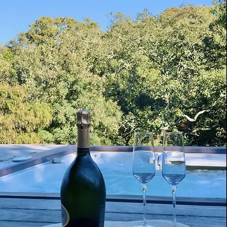 F2 Avec Jacuzzi, Pétanque, à 3 Min Mer, Dans Grande Propriété *