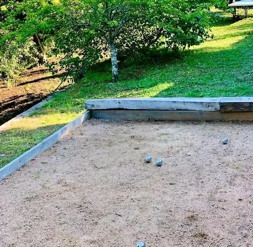 F2 Avec Jacuzzi, Petanque, A 3 Min Mer, Dans Grande Propriete Porticcio (Corsica)