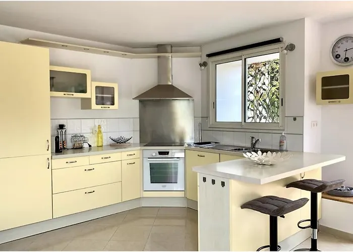 Apartmán F2 Avec Jacuzzi, Petanque, A 3 Min Mer, Dans Grande Propriete Porticcio (Corsica)